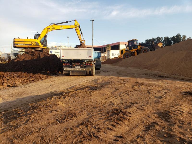 Carga con excavadora